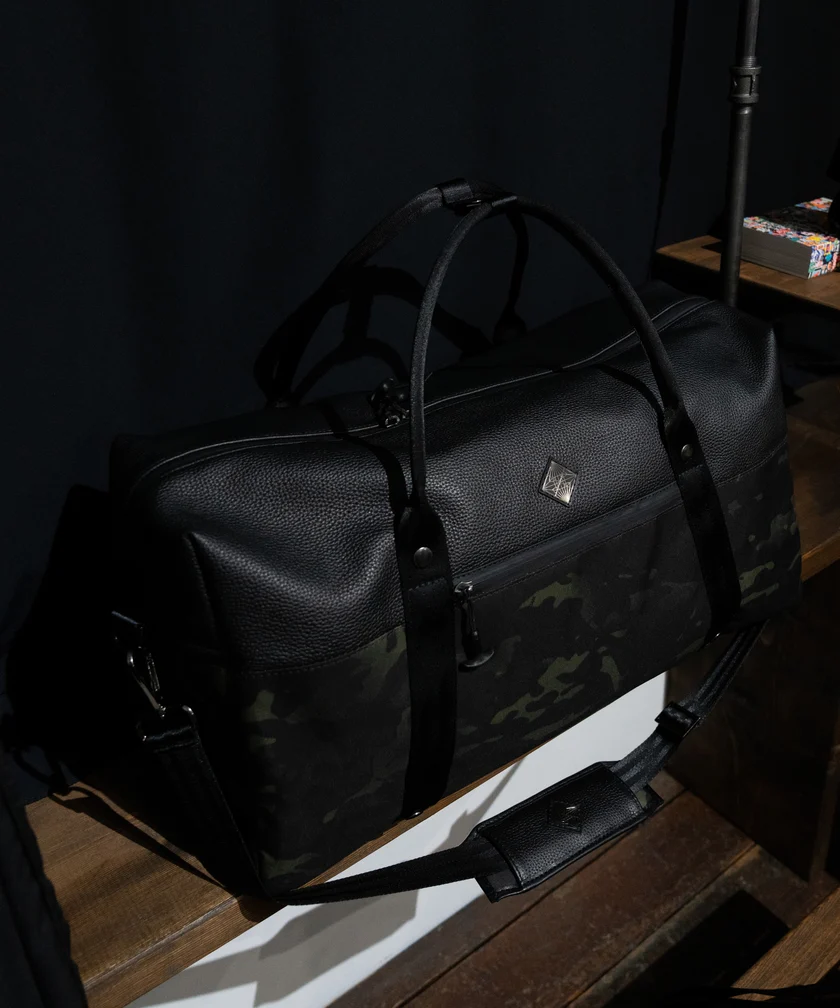 ROku towers weekender bag